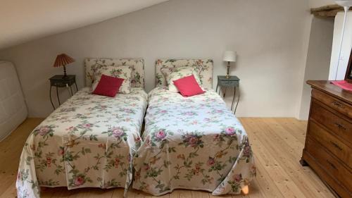 Ozenay Bed & Breakfast | Les Jardins d'Ayaël