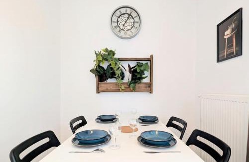 Bezons Apartment | Les Jardins de Babylone de Bezons à 14 min de Paris