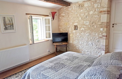 Villegouge House | Les Jardins de Camelot