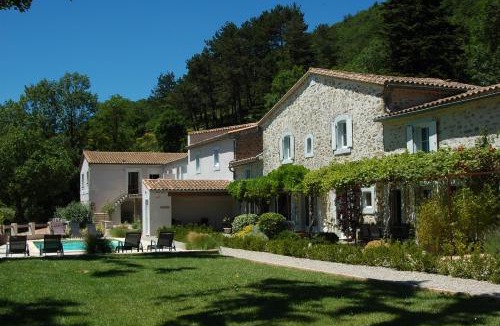 Belcastel-et-Buc Bed & Breakfast | Les Jardins de Soulane B&B - Adults only
