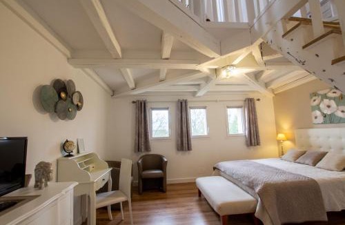 Archignac Apartment | Les Jardins de Virginie