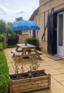 Archignac Apartment | Les Jardins de Virginie