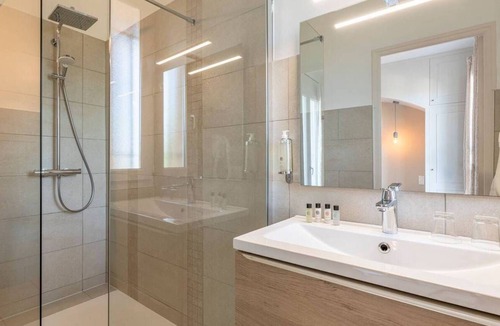 Port-Vendres Hotel | Les Jardins du Cèdre, Boutique hotel & gastronomy