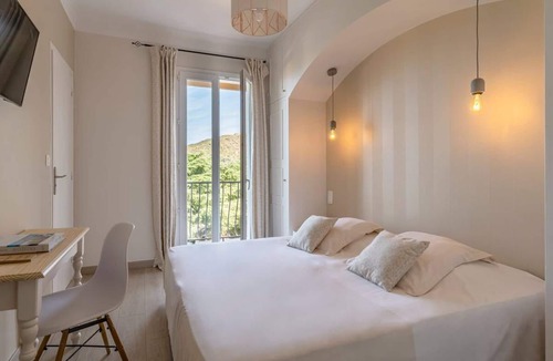 Port-Vendres Hotel | Les Jardins du Cèdre, Boutique hotel & gastronomy