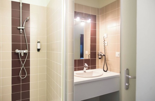 Aigues-Mortes Hotel | Les Jardins du Canal