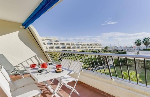 Le Grau-Du-Roi Apartment | Les Jardins du Port by Interhome
