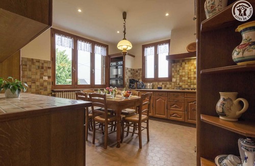 Ayn House | LES JONQUILLES - AYN