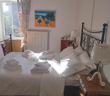 Chef-Boutonne Bed & Breakfast | Les Jonquilles