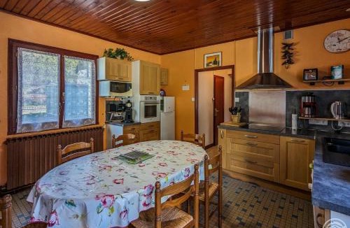 Cier-de-Luchon House | Les jonquilles