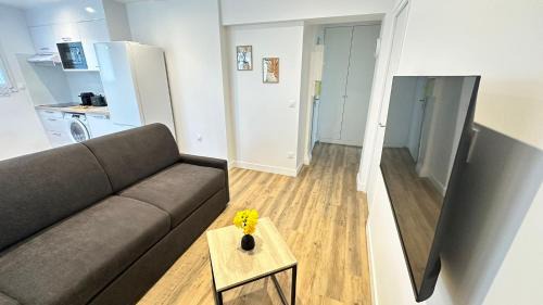 Vernon Apartment | Les Jonquilles