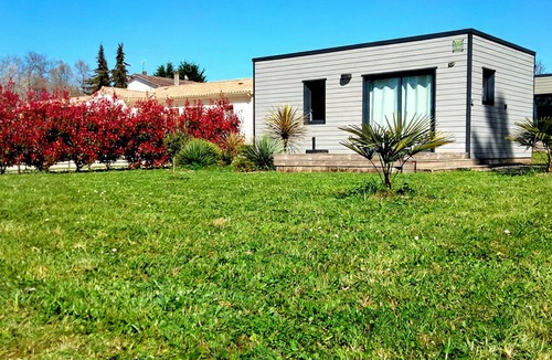 Saint-Germain-de-Lusignan Ski Chalet | Les Logis de la Seugne