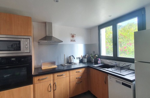 Saint-Vincent-de-Barres Apartment | Les Lauriers Roses: Heated pool, unspoilt nature