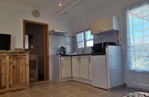 Saint-Christol-Les-Ales Apartment | Les Lauriers