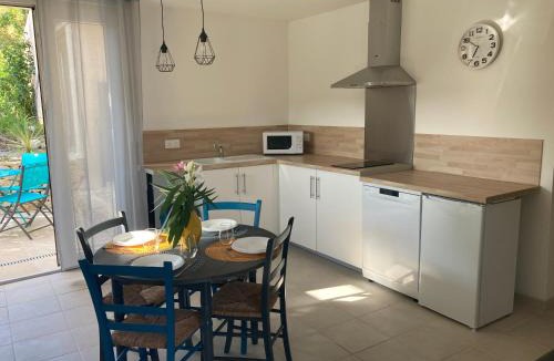 Mirabel-et-Blacons Apartment | Les Lauriers d'Aimée pour 4 pers