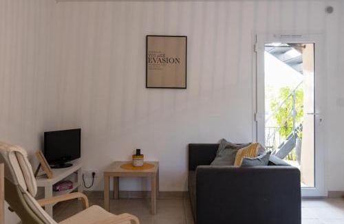 Mirabel-et-Blacons Apartment | Les Lauriers d'Aimée pour 4 pers