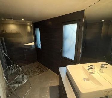 Grezes Apartment | Les lauriers du loft