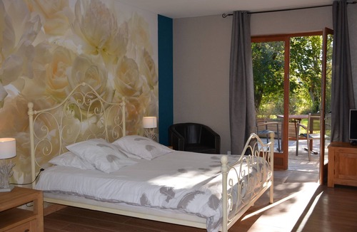 Fontaine-les-Vervins Hotel | Les Lavandières de Fontaine