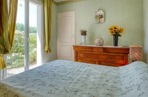 Saint-Germain-dEsteuil House | Les Lavandiers by Interhome