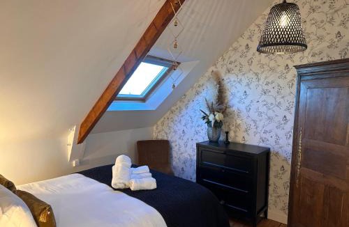 Lanvallay Apartment | Les Libellules Appartement avec baignoire spa à Dinan Lanvallay
