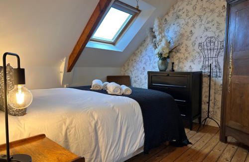 Lanvallay Apartment | Les Libellules Appartement avec baignoire spa à Dinan Lanvallay