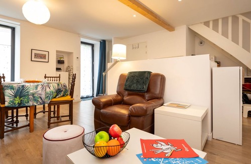 Le Vivier-sur-Mer House | Les Liesses by Interhome