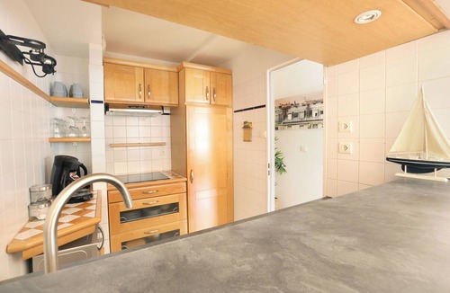 Les Lilas Apartment | Les Lilas Serviced Apartments