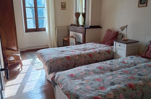 Sonnac-sur-l'Hers Bed & Breakfast | Les lits de Montbel B&B