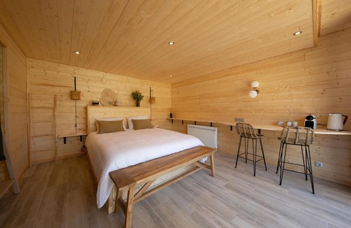 Aire-sur-la-Lys Cabin | Les Lodges de Malbrough