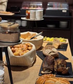 Le Vaudreuil Hotel | Les Lodges de Socrate