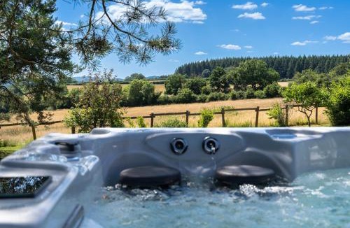 Brazey-en-Morvan Ski Chalet | Les Lodges du Morvan