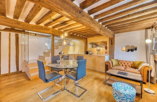 Quartier Vieux Marche-Cathedrale Apartment | *Les Loges Saint Éloi : Somptueux F4 pour 7 personnes*
