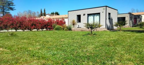 Saint-Germain-de-Lusignan Ski Chalet | Les Logis de la Seugne