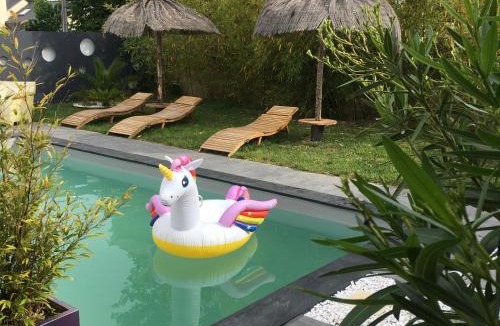 Saint-Jean-des-Mauvrets House | Les logis du forgeron-Gites avec piscine près d'Angers
