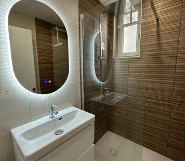 Bagneux Apartment | Les Lotus - Joli F2 rénové
