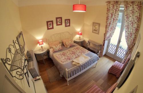 Uzeste Bed & Breakfast | Les Luz - Chambres d'hôtes