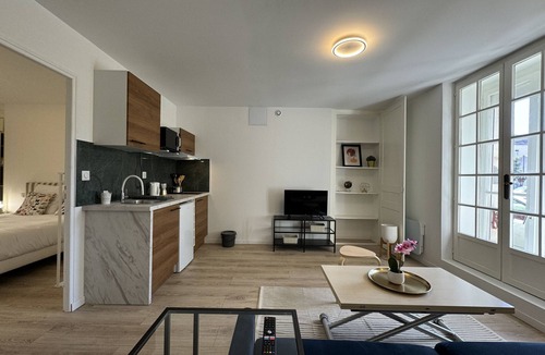 Maillets - Bellevue Apartment | Les lys jaunes - 4pers -Rêve au Mans