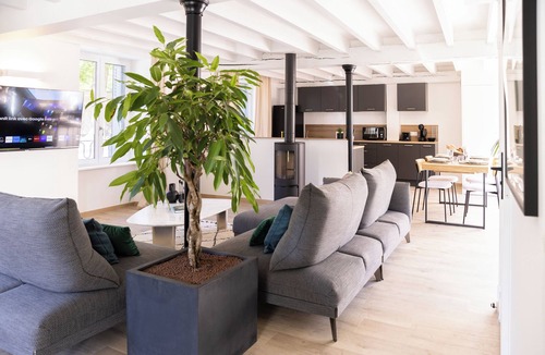 Marly-le-Roi House | Les Maisons de L'abreuvoir Côté Parc Marly-le-roi