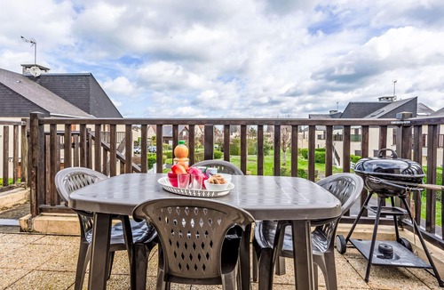 Merville-Franceville-Plage Apartment | Les Maisons de la Mer by Interhome