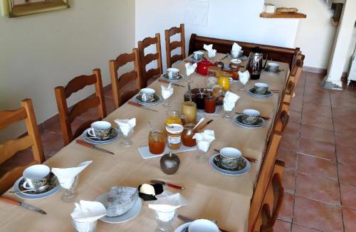 Huriel Bed & Breakfast | Les Malvaux - Chambre d'Hotes