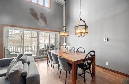Mont-Tremblant House | Les Manoirs 3bdrs W Pool & Hottub Near Village