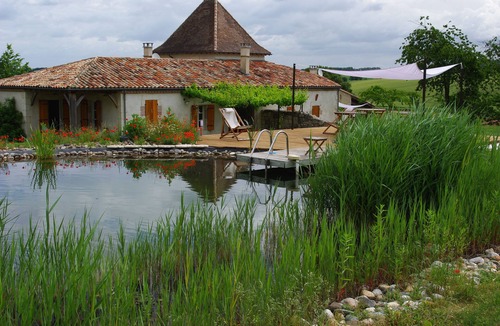 Saint-Leon House | Les marguerites and its natural swimming pool
