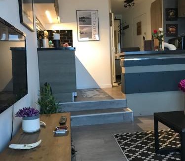Deauville Apartment | Les marinas vue Mer