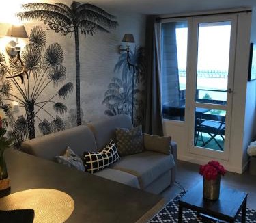Deauville Apartment | Les marinas vue Mer