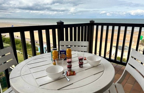 Cabourg Apartment | Les Marines-Sea & beach view Cabourg