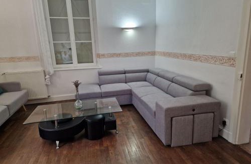 Valcourt House | Les mariniers