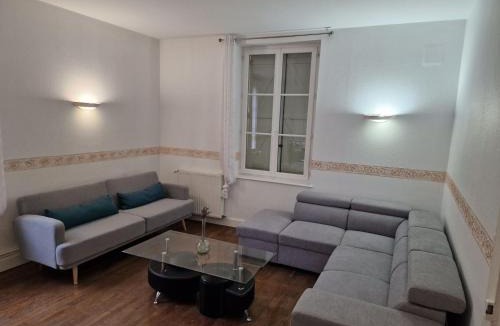 Valcourt House | Les mariniers