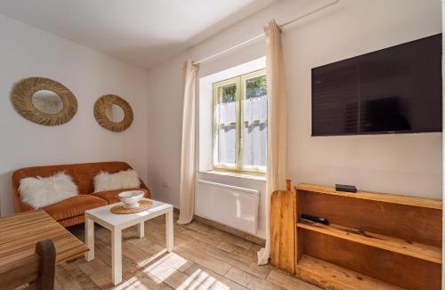 Corbessieu Apartment | Les Marronniers