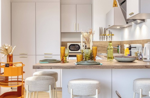 Quartier Saint-Marc - Croix de Pierre - Saint-Nicaise Apartment | Les Mathurins, F2 unique terrasse, parking et sport