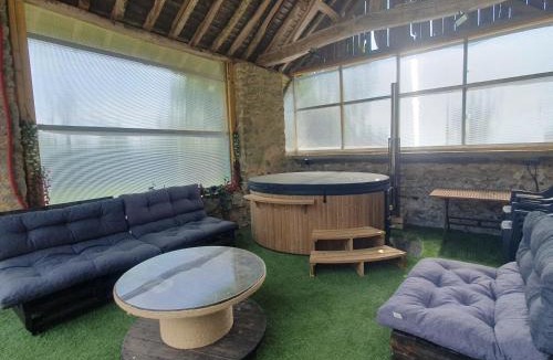 Boce House | Les maudines