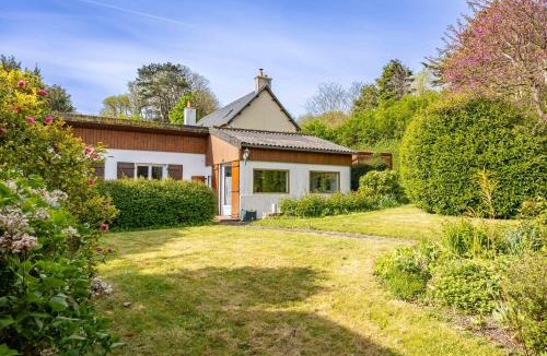 Sainte-Honorine-des-Pertes House | Les Merveilles
